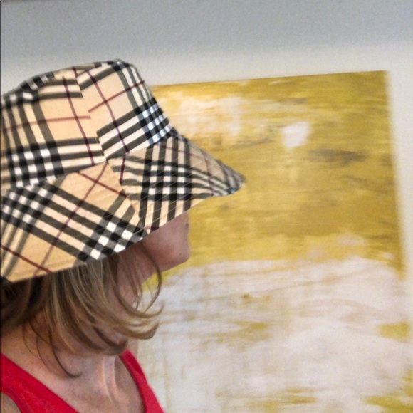 NWOT Reversible Plaid Bucket Hat - Picture 9 of 10